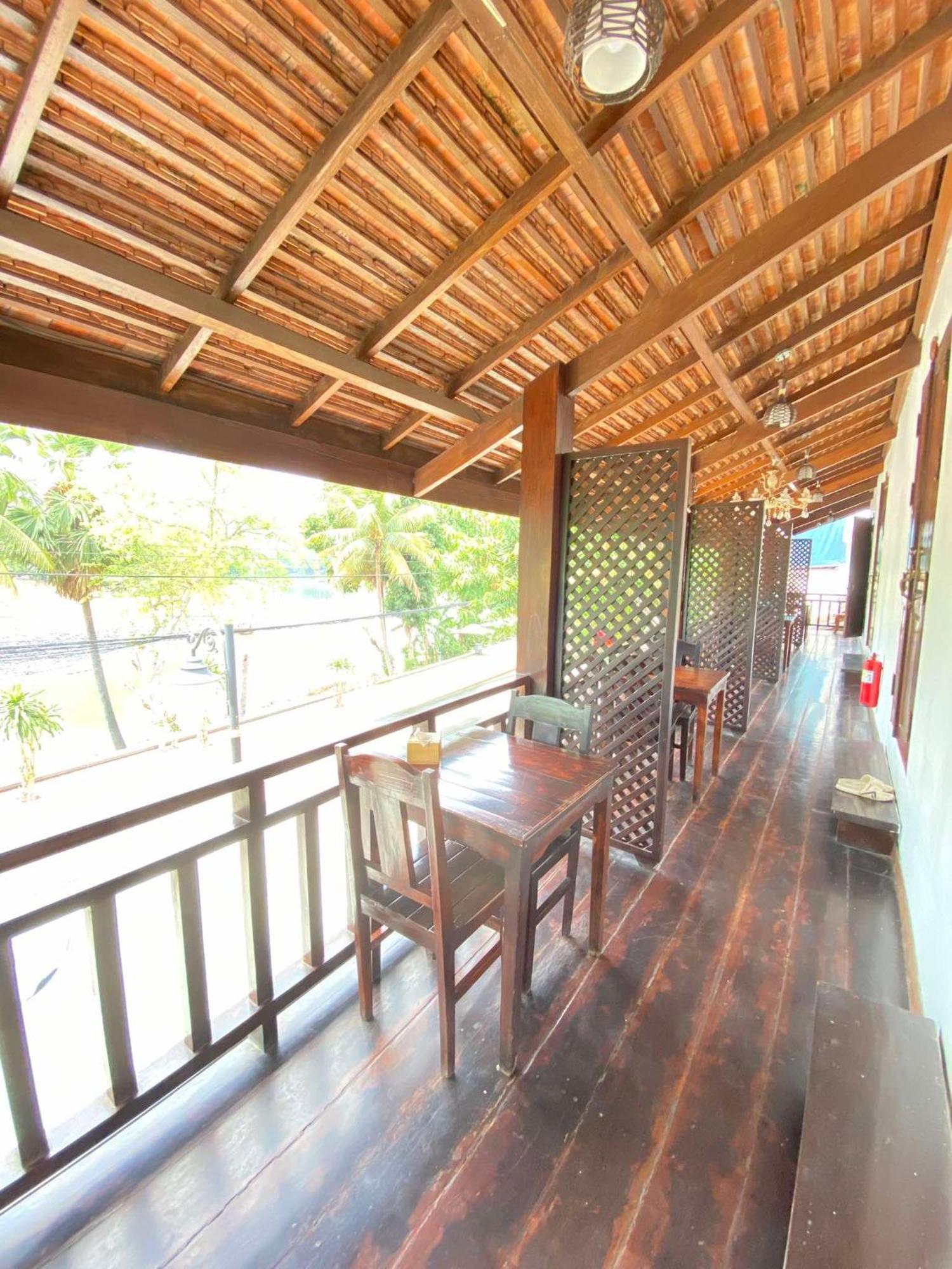 Golden Lotus Namkhan View Luang Prabang Exterior foto